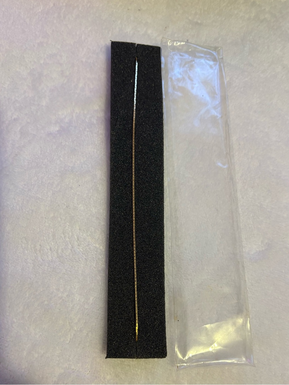 Bracelet in Gold Tone - Unbranded